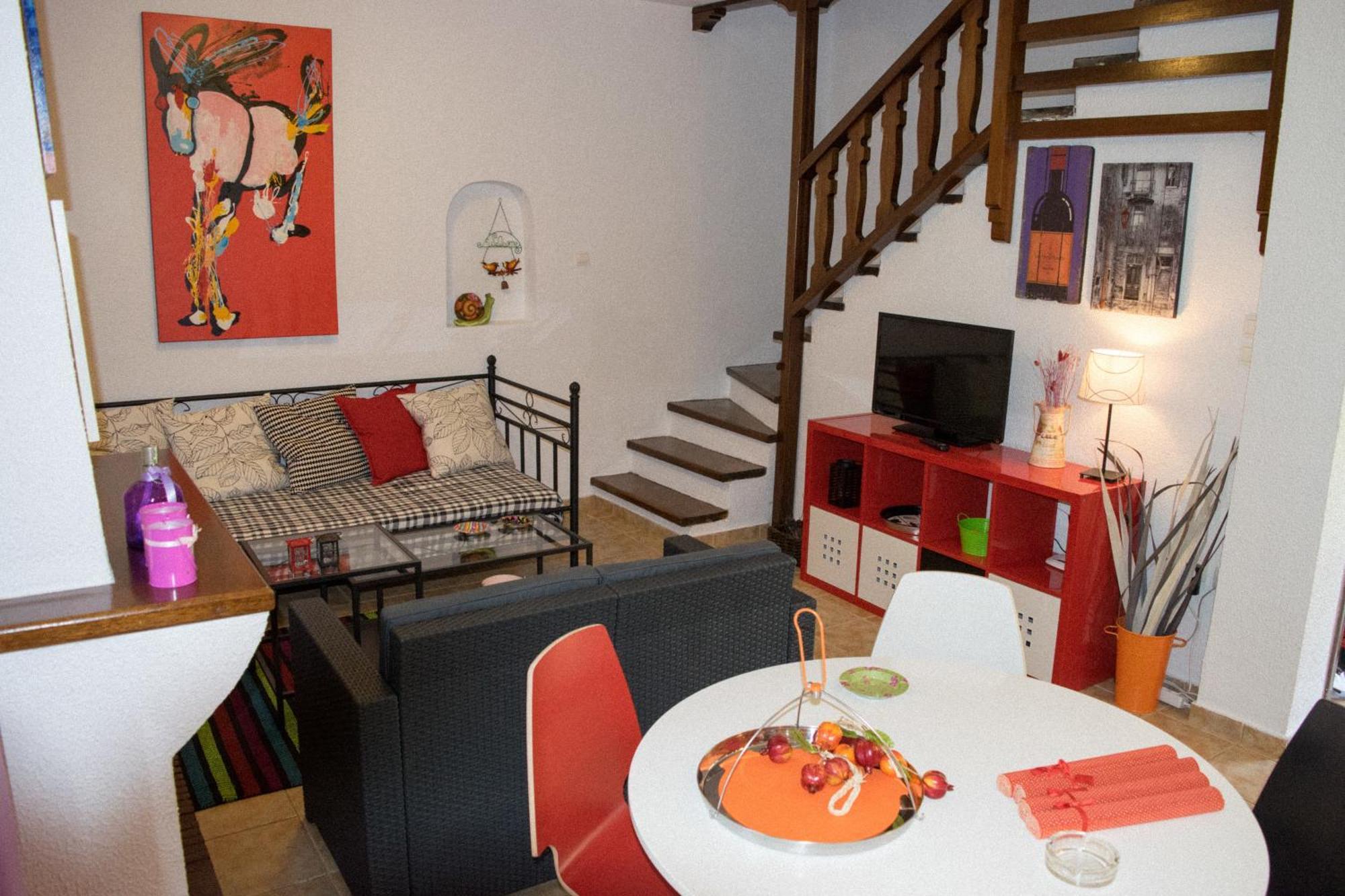 Mikiverna Houses By Miltiadis Kalyves Polygyrou Room photo