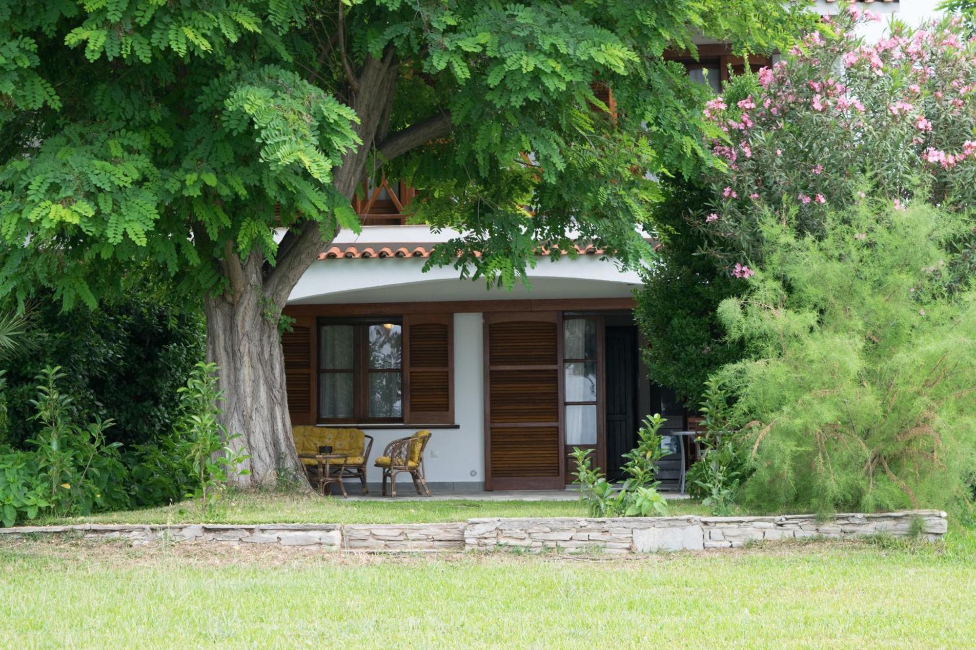 Mikiverna Houses By Miltiadis Kalyves Polygyrou Room photo